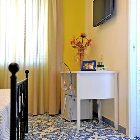 Hotel Il Leone Di Mare Procida