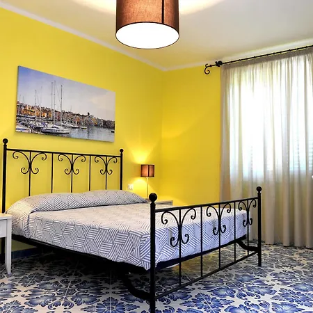 Il Leone Di Mare 3* Procida