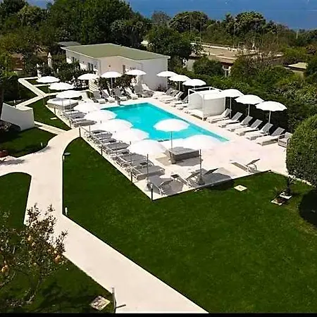 Hotel Il Leone Di Mare 3*