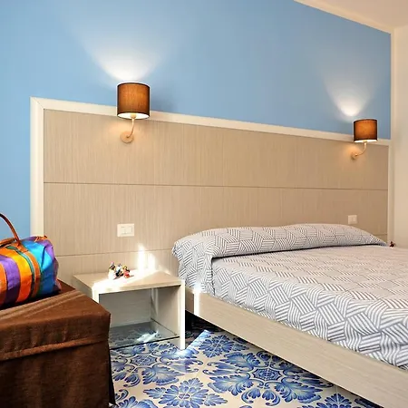 מלון Il Leone Di Mare 3*